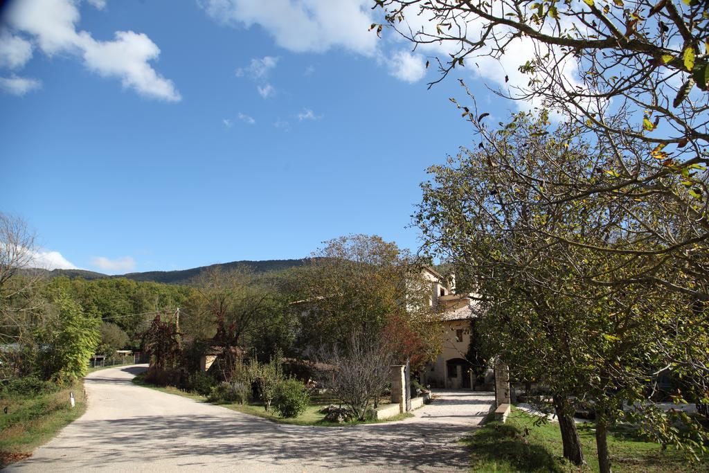 Il Vecchio Mulino Vila Massa Martana Exterior foto