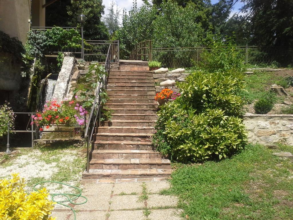 Il Vecchio Mulino Vila Massa Martana Exterior foto