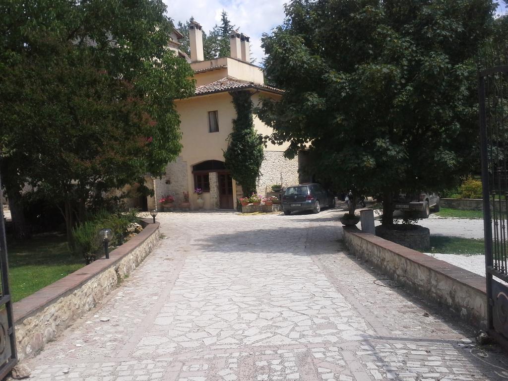 Il Vecchio Mulino Vila Massa Martana Exterior foto