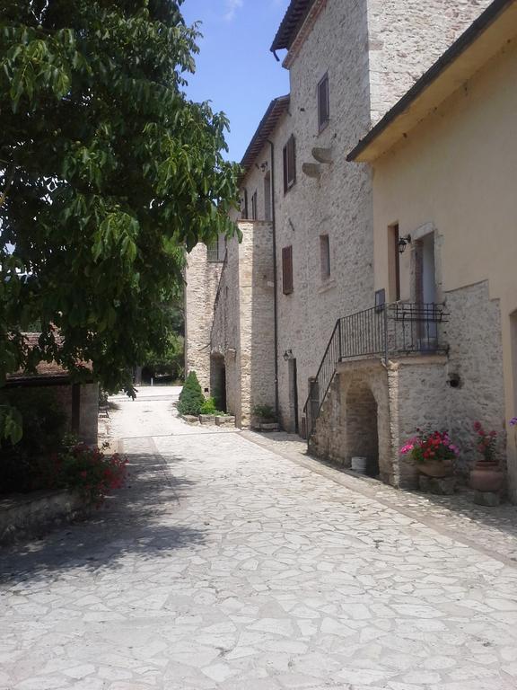 Il Vecchio Mulino Vila Massa Martana Exterior foto